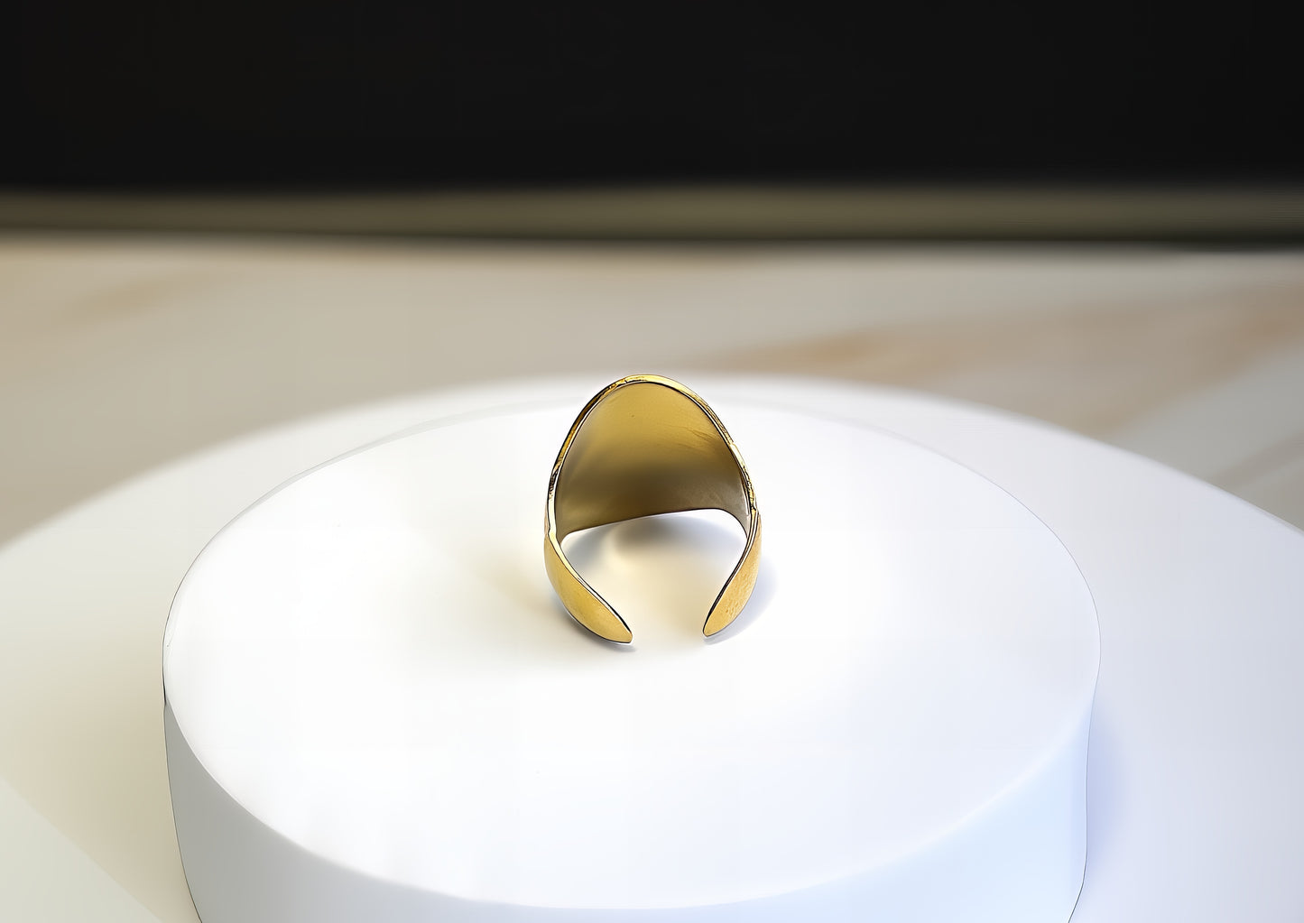 ANELLO GEOMETRICO A FASCIA PIENA CON SIGILLO