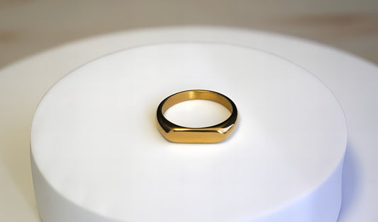 ANELLO GEOMETRICO A FEDE CON SIGILLO PERSONALIZZABILE