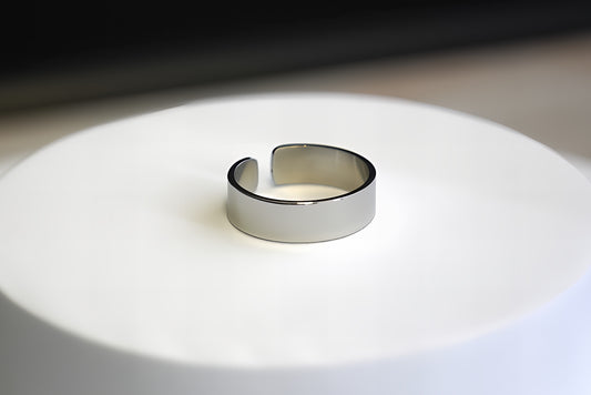 ANELLO GEOMETRICO A FASCIA APERTA PERSONALIZZABILE