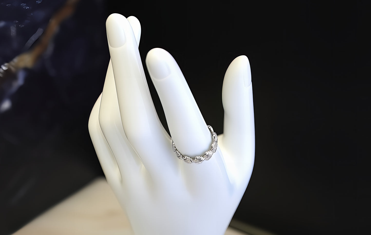 ANELLO A FEDINA CON CONCHIGLIE MULTIPLE