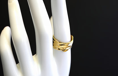 ANELLO GEOMETRICO A FASCIA MARTELLATA