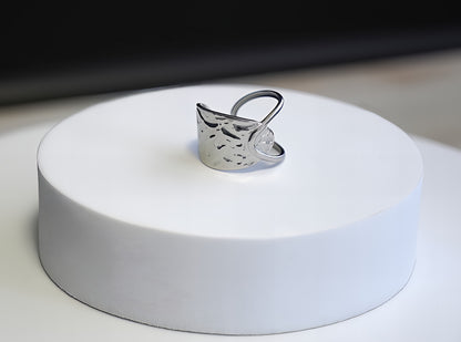 ANELLO A MEZZA FASCIA ASIMMETRICA