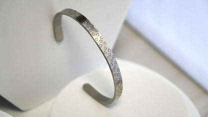 BRACCIALE RIGIDO HEARTSTORM